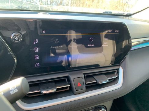 Used 2024 Chevrolet TrailBlazer LS w/ LS Confidence Package image 23