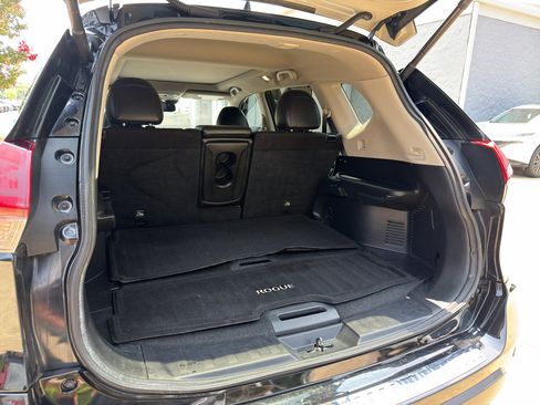 Used 2020 Nissan Rogue SL w/ Premium Package FWD image 15