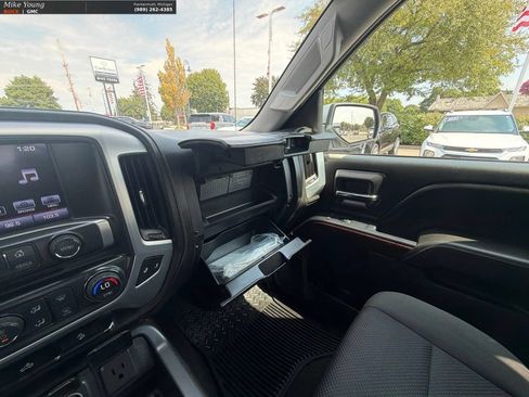 Used 2016 GMC Sierra 1500 SLE w/ SLE Value Package AWD/4WD image 18