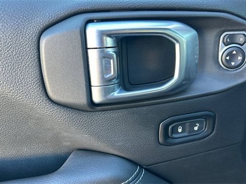 Used 2023 Jeep Wrangler Unlimited Sahara w/ Cold Weather Group image 11