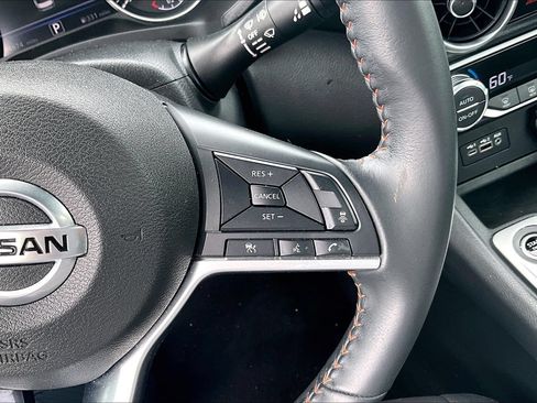 Used 2023 Nissan Sentra SR w/ Midnight Edition Package FWD image 17