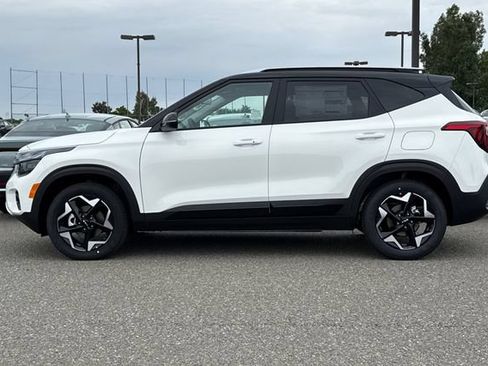 New 2026 Kia Seltos S FWD image 10