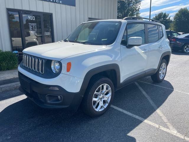 Used 2016 Jeep Renegade Latitude w/ Cold Weather Group AWD/4WD image 2