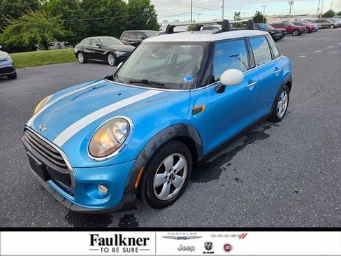 Used 2016 MINI Cooper 4-Door Hardtop FWD image 1