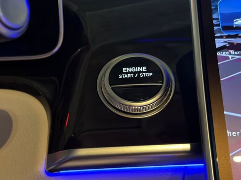 New 2026 Mercedes-Benz S 580e 4MATIC Sedan image 21