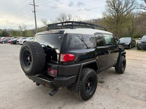 Used 2007 Toyota FJ Cruiser 4WD image 5