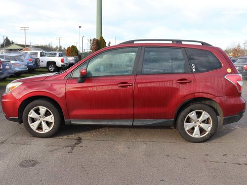 Used 2015 Subaru Forester 2.5i Premium w/ All-Weather Package image 8
