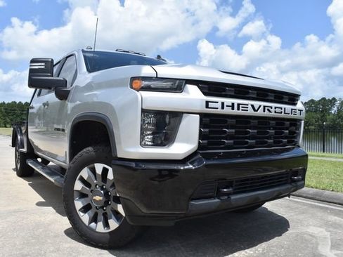 Used 2022 Chevrolet Silverado 2500 Custom w/ Custom Value Package AWD/4WD image 1