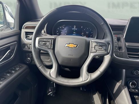 Used 2023 Chevrolet Suburban Premier AWD/4WD image 16