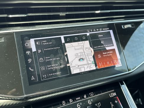 New 2026 Audi SQ8 Premium Plus AWD/4WD image 25