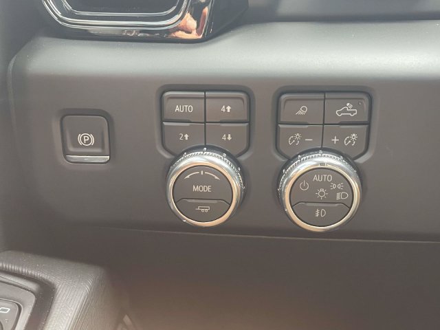 Certified 2026 GMC Sierra 1500 AT4X AWD/4WD image 26