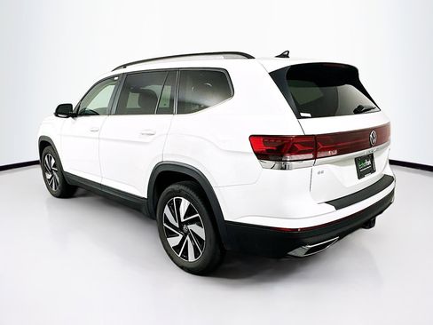 Used 2025 Volkswagen Atlas SE AWD/4WD image 5