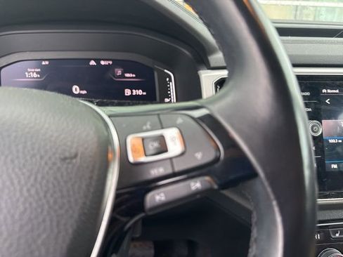 Used 2019 Volkswagen Atlas SEL Premium image 11