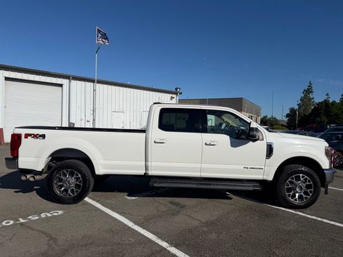 Used 2020 Ford F350 Lariat w/ Lariat Ultimate Package AWD/4WD image 6