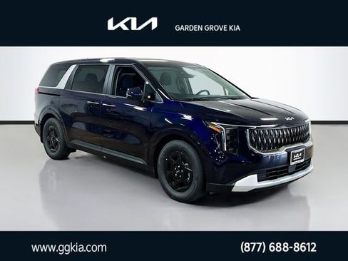 New 2026 Kia Carnival LX image 1