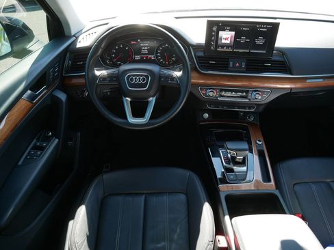 Used 2021 Audi Q5 2.0T Premium w/ Convenience Package AWD/4WD image 22