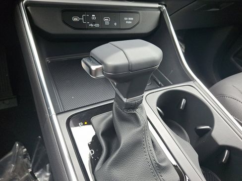 New 2026 Kia Carnival SX Prestige image 11