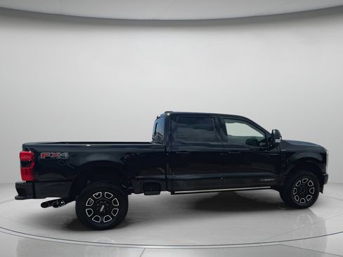 New 2025 Ford F250 Platinum image 35
