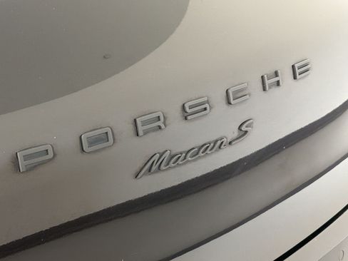 Used 2017 Porsche Macan S AWD/4WD image 32