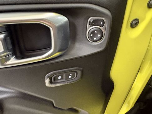 Used 2024 Jeep Wrangler Sport S w/ Convenience Group image 25