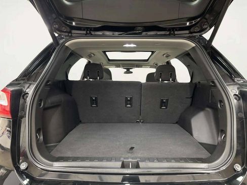 Used 2019 Chevrolet Equinox LT w/ Sun & Navigation Package image 15