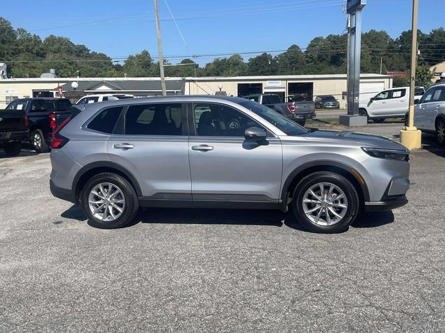 Used 2023 Honda CR-V EX image 2