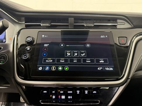 Used 2023 Chevrolet Bolt EUV LT w/ Driver Confidence Package image 19