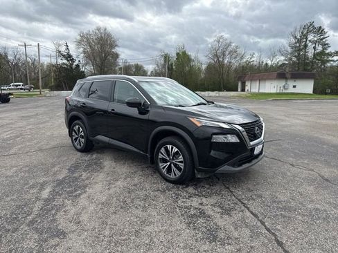 Used 2023 Nissan Rogue SV w/ SV Premium B Package image 7