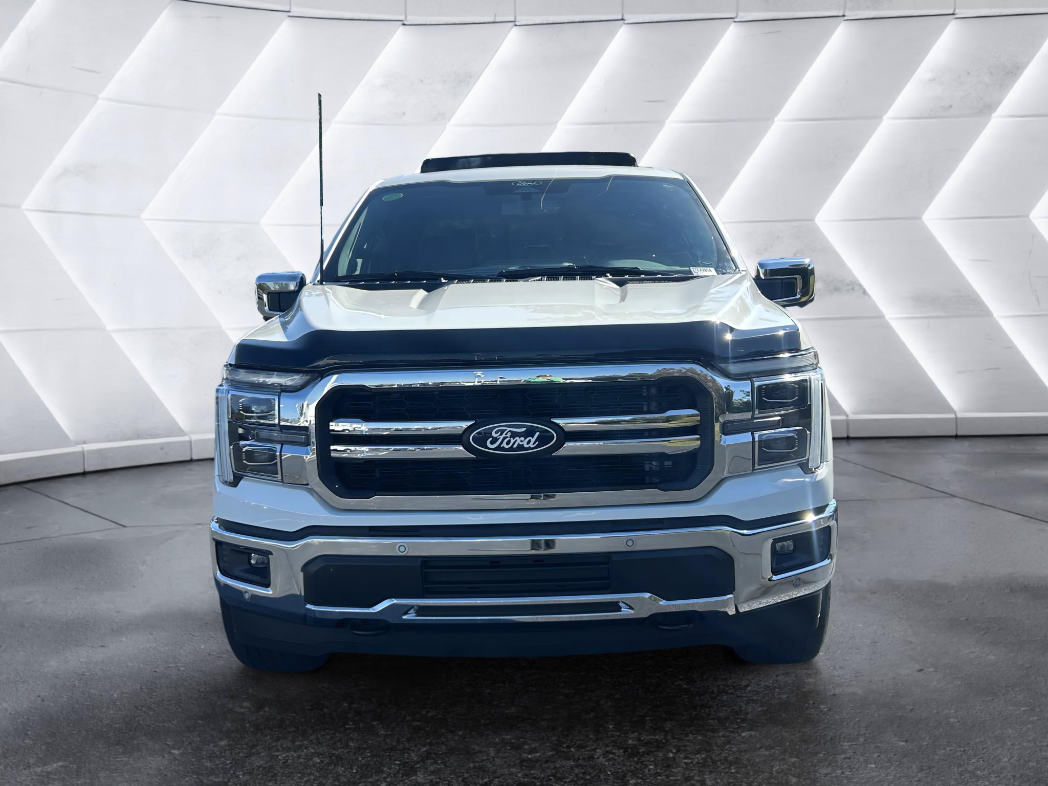 Used 2025 Ford F150 Lariat w/ Equipment Group 501A Mid AWD/4WD image 2
