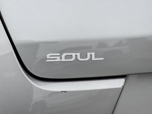 Used 2023 Kia Soul LX w/ Option Group 015 image 26