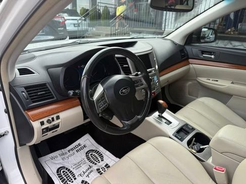 Used 2013 Subaru Outback 3.6R Limited AWD/4WD image 17