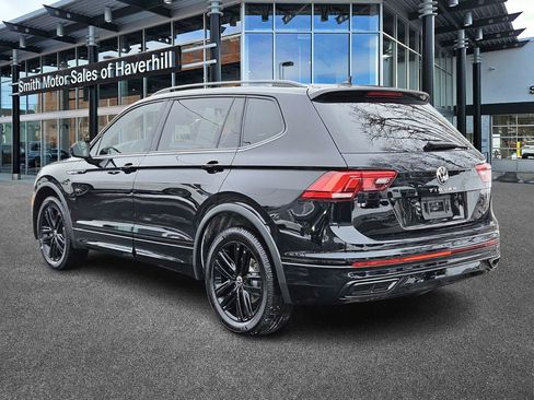 Used 2022 Volkswagen Tiguan SE R-Line image 3