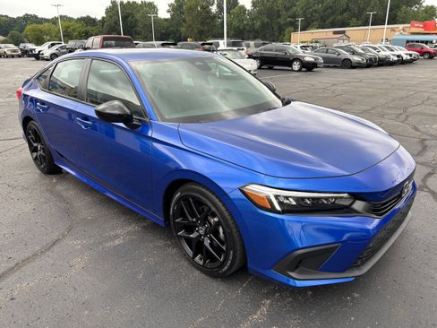 Certified 2023 Honda Civic Sport image 2