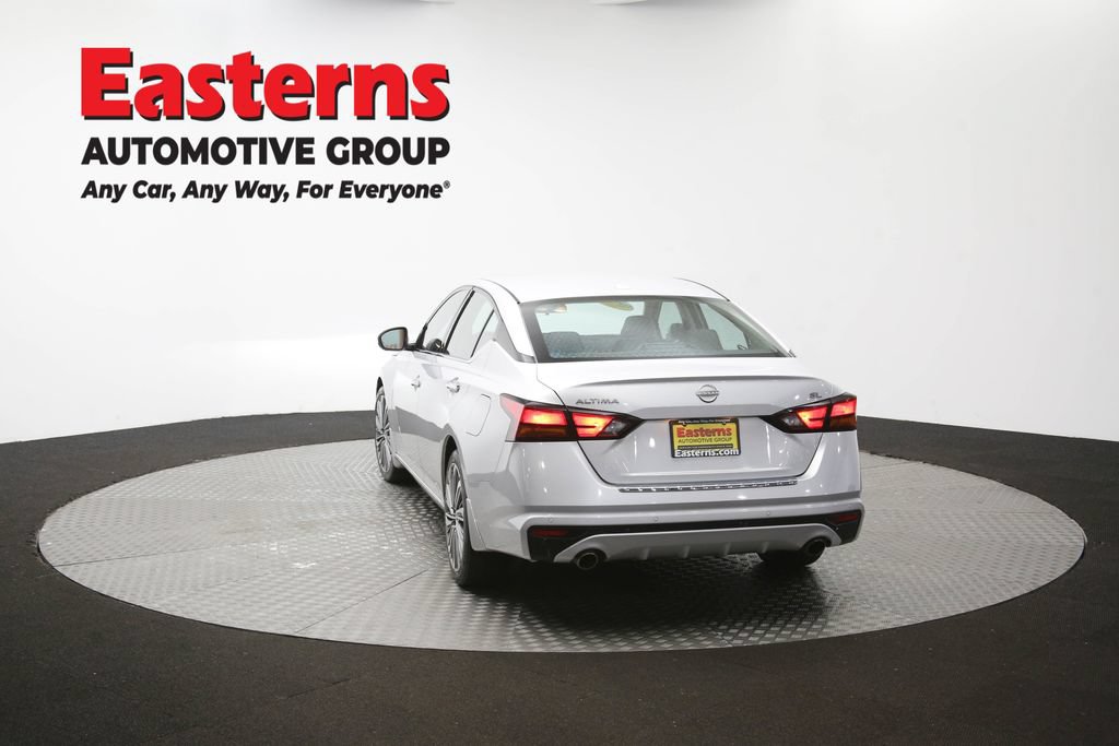 Used 2023 Nissan Altima 2.5 SL FWD image 39