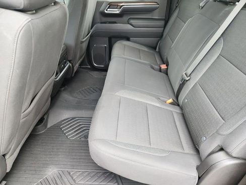 Used 2025 Chevrolet Silverado 1500 LT Trail Boss w/ Convenience Package II AWD/4WD image 28