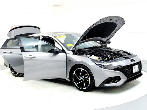 Used 2023 Hyundai Elantra N Line image 12