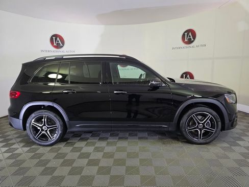 New 2026 Mercedes-Benz GLB 250 4MATIC image 3