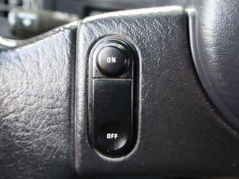 Used 1988 Ford Mustang GT RWD image 25