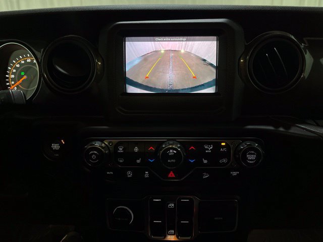 Used 2019 Jeep Wrangler Unlimited Sport w/ Technology Group AWD/4WD image 19