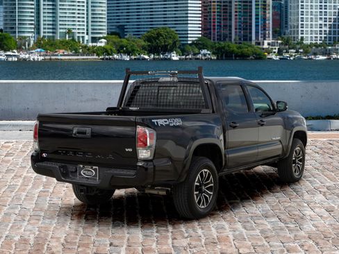 Used 2023 Toyota Tacoma TRD Sport w/ Advanced Technology Package image 5