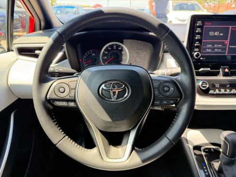 Used 2021 Toyota Corolla SE w/ Carpet Mat Package (TMS) image 19