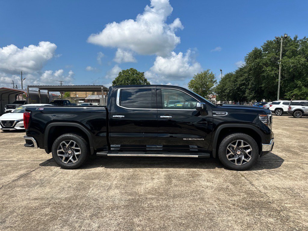 Used 2025 GMC Sierra 1500 SLT w/ SLT Premium Plus Package AWD/4WD image 6