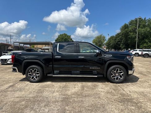 New 2025 GMC Sierra 1500 SLT w/ SLT Premium Plus Package image 6