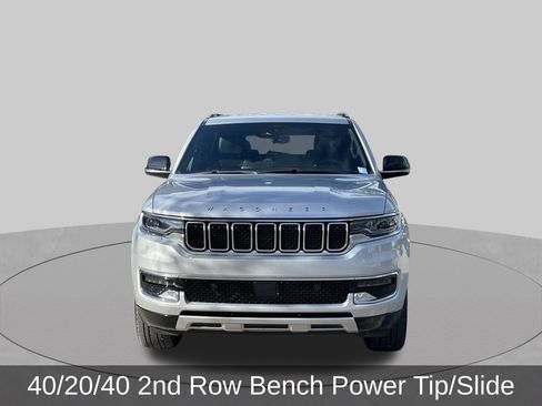 Used 2024 Jeep Wagoneer Series II w/ Flexible Seating Group RWD image 7