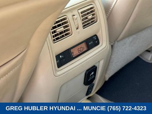 Used 2015 Nissan Pathfinder SL w/ SL Premium Package AWD/4WD image 24
