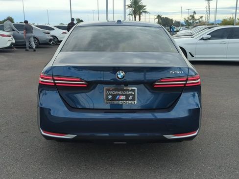 Used 2026 BMW 530i w/ Premium Package RWD image 7