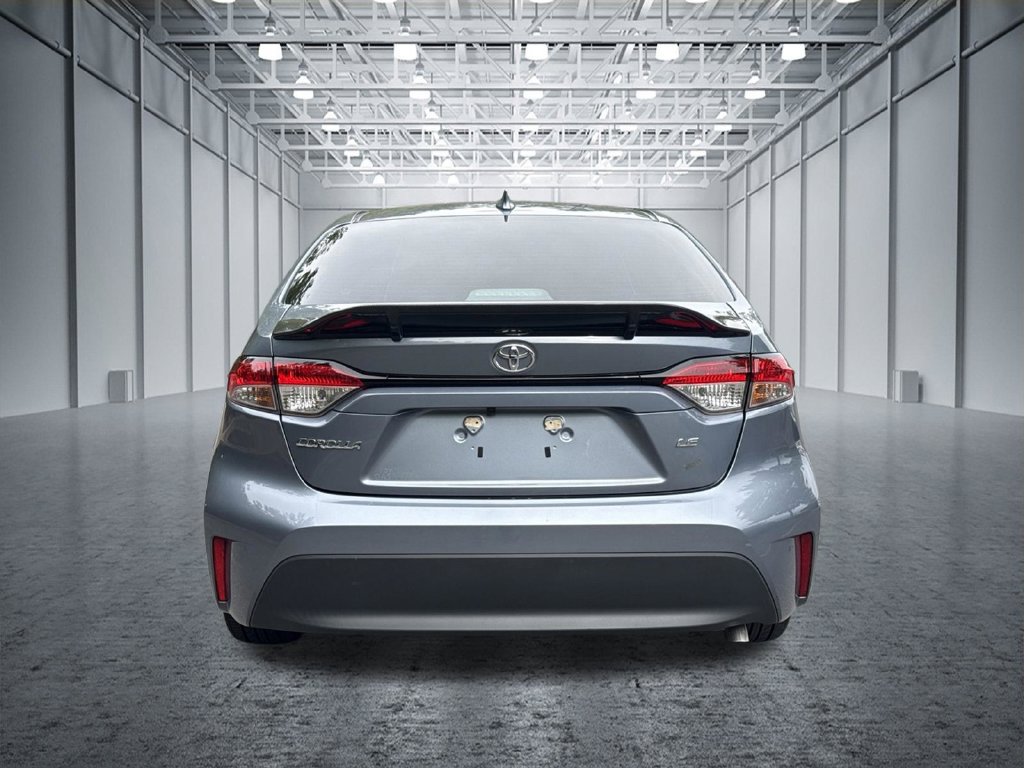 Used 2024 Toyota Corolla LE FWD image 6
