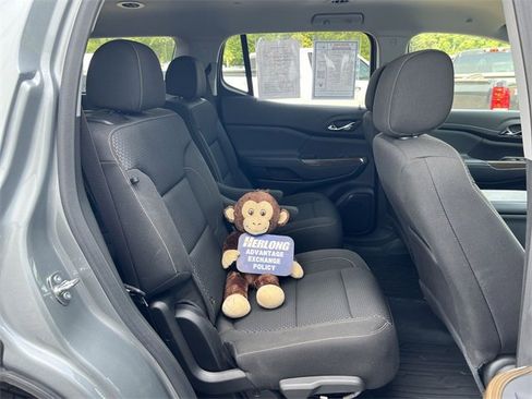 Used 2023 GMC Acadia SLE w/ Driver Convenience Package image 25