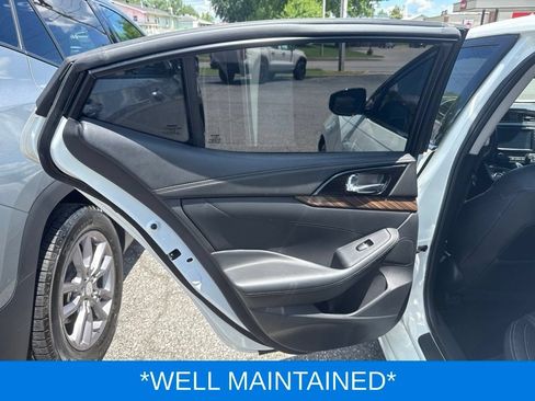 Used 2016 Nissan Maxima Platinum FWD image 12