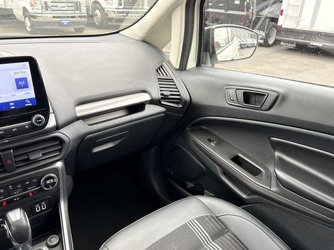 Used 2022 Ford EcoSport SES image 15